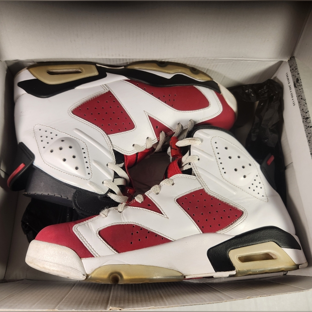 Men's Air Jordan Retro 6 Carmine Sneakers - Picture 2 of 9